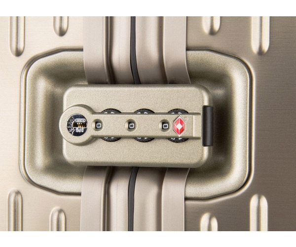 RIMOWA リモワスーパーコピー トパーズチタニウム 4輪 67L 電子タグ 924.63.03.5 ニュージェネレーション TSA付 スーツケース ゴールド E-Tag